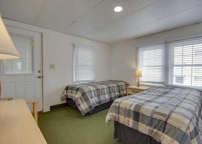 Empress Motel 2*